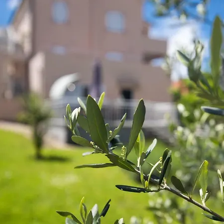 Josip Malin Διαμέρισμα