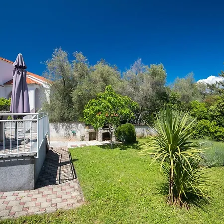 Josip Malin Διαμέρισμα *