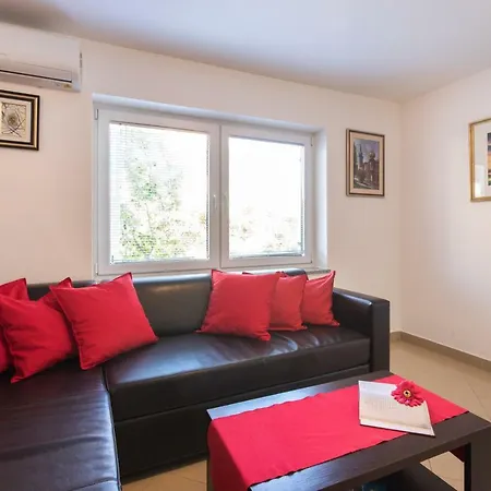 Josip Malin Apartmán Malinska