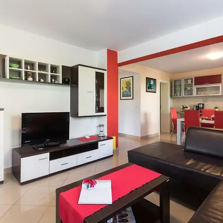Josip Malin Apartmán